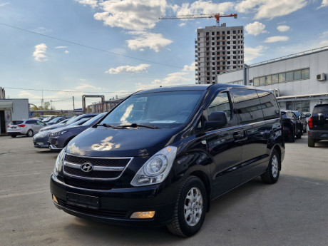 Hyundai H-1