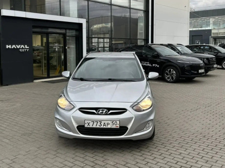 Hyundai Solaris