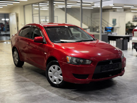 Mitsubishi Lancer