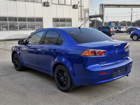 Mitsubishi Lancer
