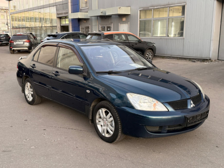Mitsubishi Lancer