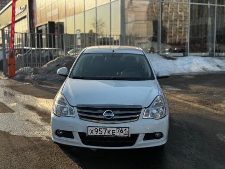 Nissan Almera
