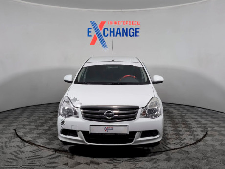 Nissan Almera