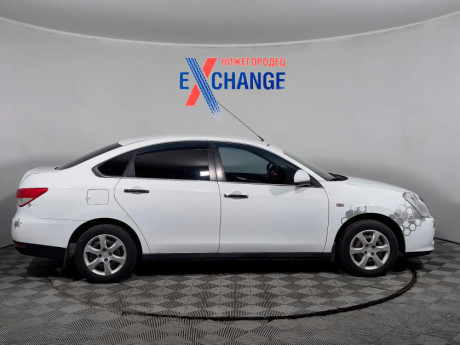 Nissan Almera